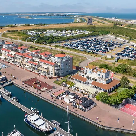 Stunning Ship In With Harbor View * Ouddorp